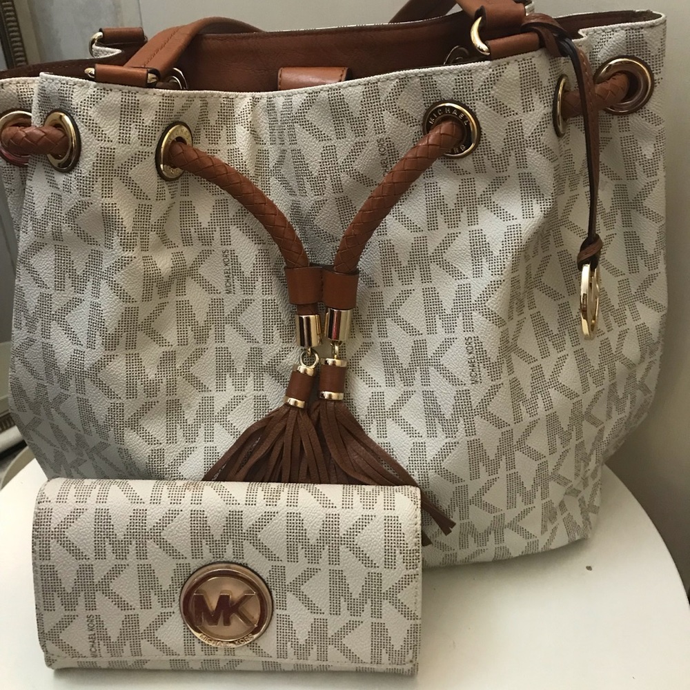 Michael Kors bag
